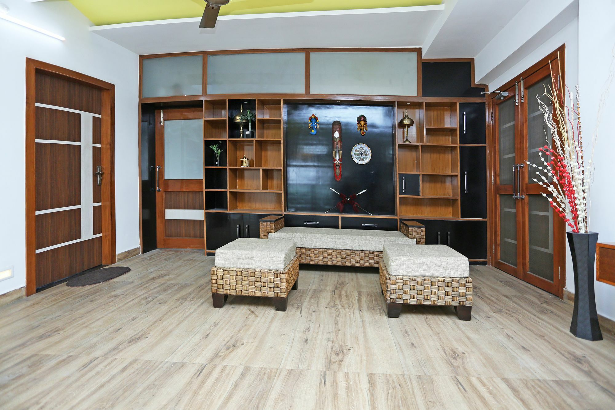 Treebo Umal Homestay Ganeshguri Гувахати Екстериор снимка